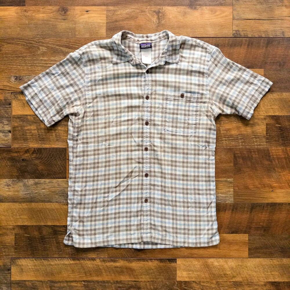Patagonia A/C Shirt Mens Large Blue Plaid Organic Cotton Short Sleeve Button Up
